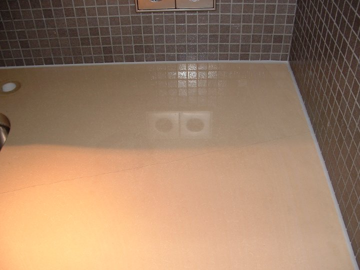 Kalkstein Boden geschliffen und poliert