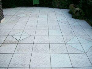 Terrasse reinigen und imprägnieren